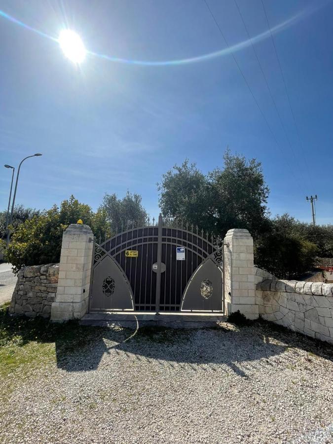 Villa Dama Cisternino Exterior foto